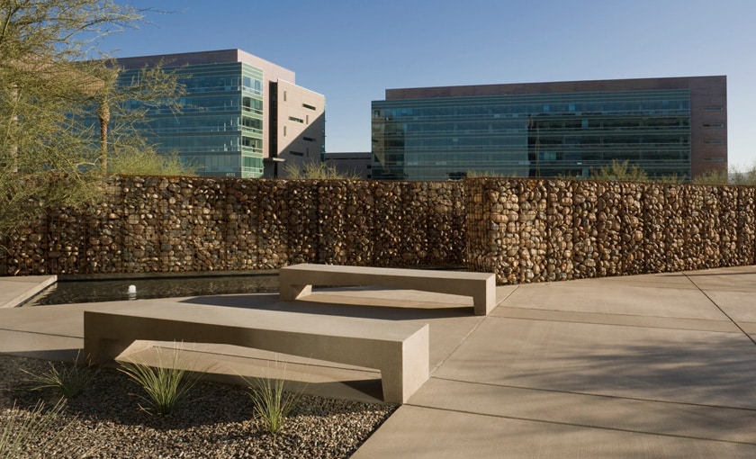 4_Univ-of-Phoenix-Apollo-Riverpoint